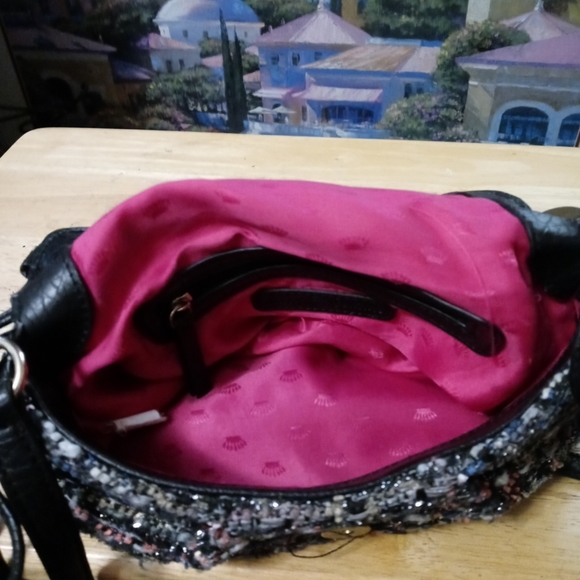 🆕Juicy Couture Traveler Flap Crossbody Bag.🎒Wide Zip Pocket,Tweed&Leather. - Picture 5 of 12